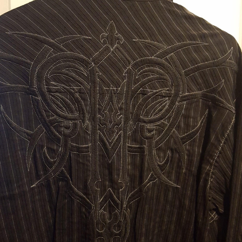 Shirt - Picture 3 of 3